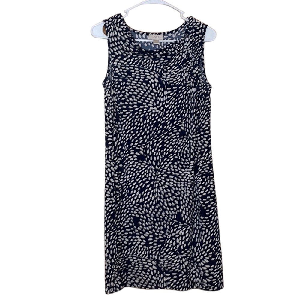 •LOFT•NAVY & WHITE SPOTTED DRESS WITH RUCHING/GATHERED NECK LINE. SMALL PETITE